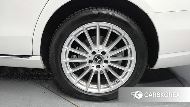 Mercedes-Benz E-Class W213 id 4741366 из Кореи 13
