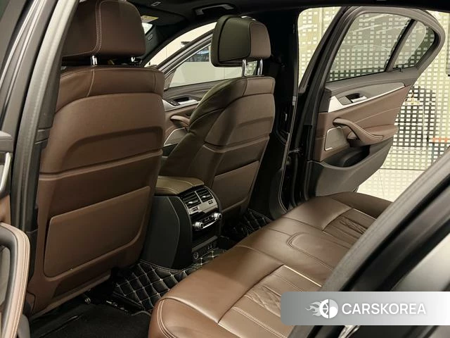 BMW 5 series (imported) id 4260447 из Китая 13