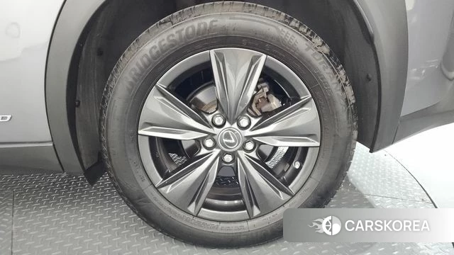 Lexus UX250h id 4331455 из Кореи 13