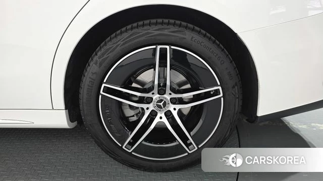Mercedes-Benz E-Class W214 id 4336474 из Кореи 13