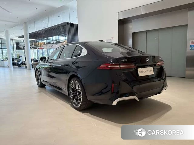 BMW 5 series id 3908670 из Китая 13