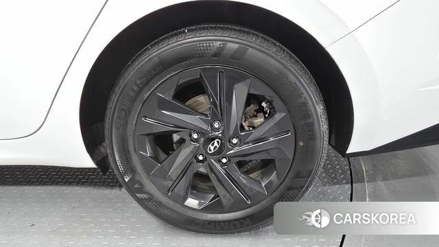 Hyundai Avante Hybrid (CN7) id 4281491 из Кореи 13