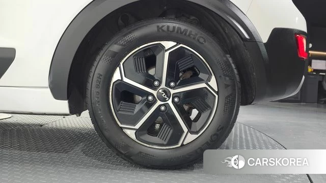 Kia Di Ol Nu Niro id 4534581 из Кореи 13