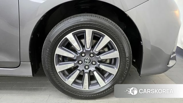 Toyota Sienna id 4196844 из Кореи 13