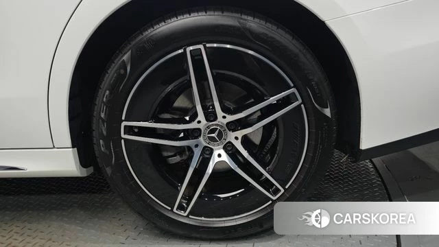 Mercedes-Benz E-Class W214 id 4870437 из Кореи 13
