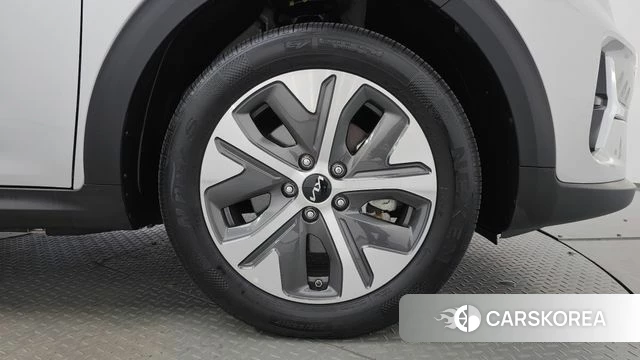 Kia Niro Plus id 4650167 из Кореи 13