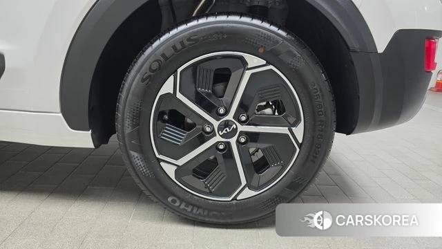 Kia Di Ol Nu Niro id 4248328 из Кореи 13