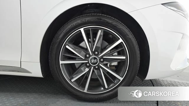 Hyundai The New Grandeur IG id 4631511 из Кореи 13