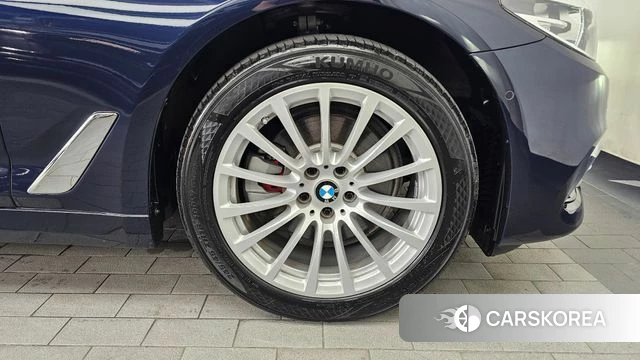 BMW 5 Series (G30) id 4785403 из Кореи 13