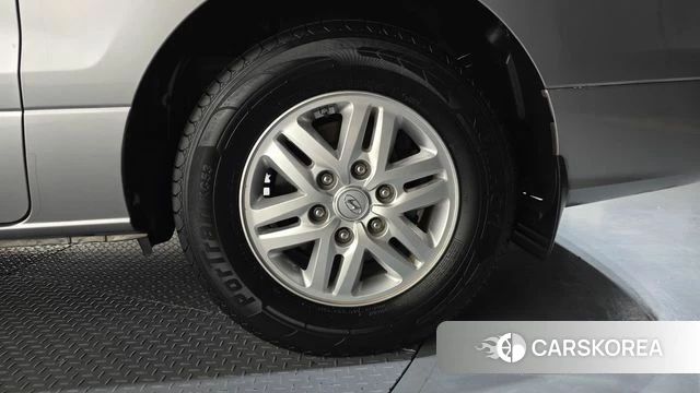 Hyundai The New Grand Starex id 4483209 из Кореи 13