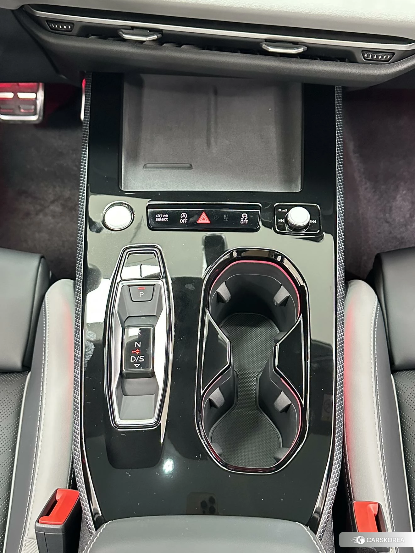 Audi A5L id 4499044 из Китая 13
