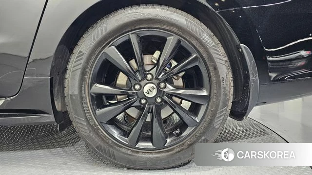Kia The New Carnival id 4471124 из Кореи 13