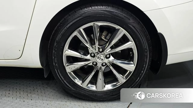 Kia The New Carnival id 4895532 из Кореи 13