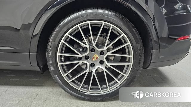 Porsche Cayenne (PO536) id 4223270 из Кореи 13