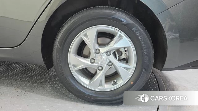 Hyundai Avante (CN7) id 4294321 из Кореи 13