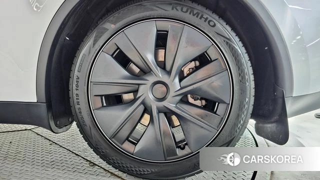 Tesla Model Y id 4493771 из Кореи 13