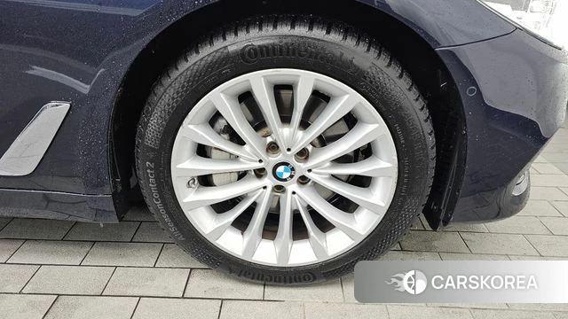 BMW 5 Series (G30) id 4722152 из Кореи 13