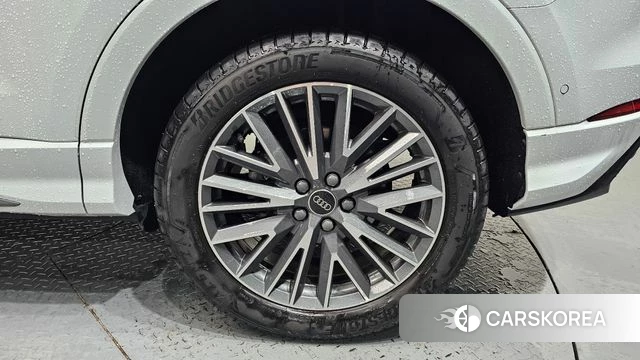 Audi Q3 (F3) id 4720390 из Кореи 13