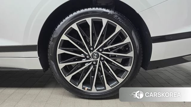 Hyundai Grandeur Hybrid (GN7) id 4897712 из Кореи 13