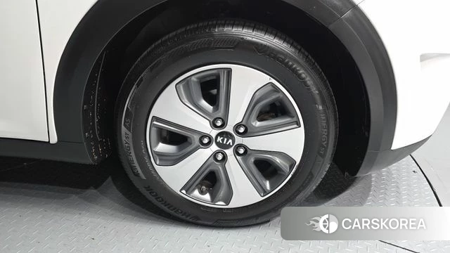 Kia Niro id 4490881 из Кореи 13