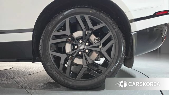 Land Rover Range Rover Velar id 4578530 из Кореи 13