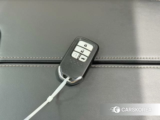 Honda UR-V id 4298540 из Китая 13
