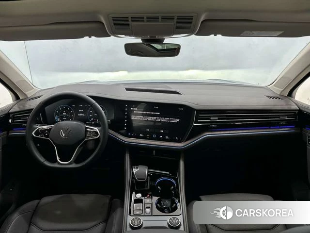 Volkswagen Touareg id 4299400 из Китая 13