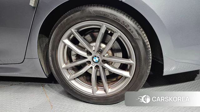 BMW 5 Series (G30) id 4482864 из Кореи 13