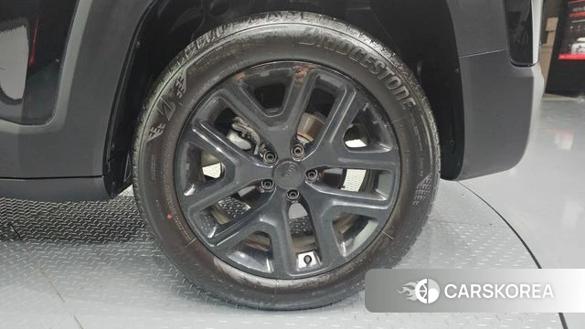 Jeep Renegade id 4499947 из Кореи 13