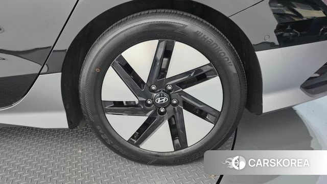Hyundai Ionic 6 id 4879846 из Кореи 13