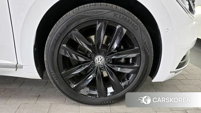 Volkswagen Arteon id 4345101 из Кореи 13