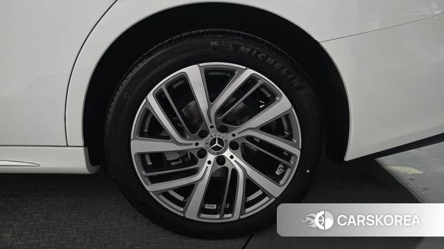 Mercedes-Benz E-Class W214 id 4602439 из Кореи 13