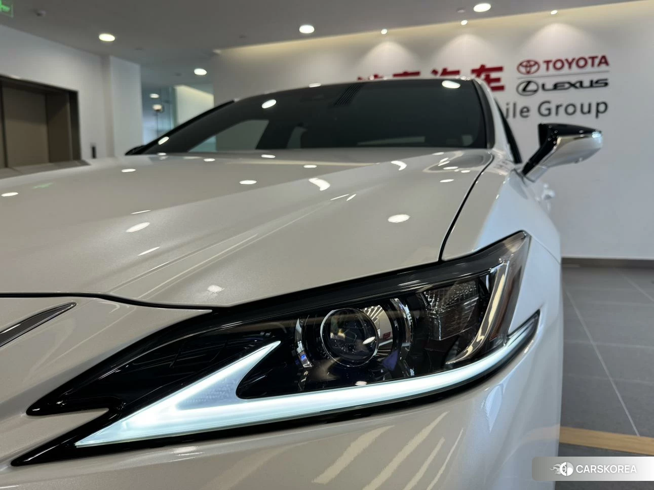 Lexus ES id 4499081 из Китая 13