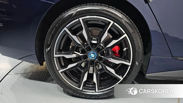 BMW i4 id 4534827 из Кореи 13