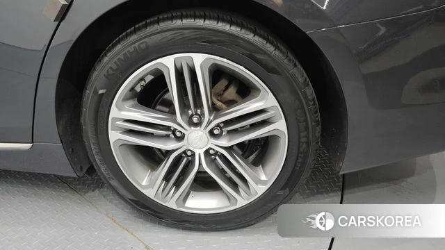 Hyundai Grandeur IG id 4294996 из Кореи 13