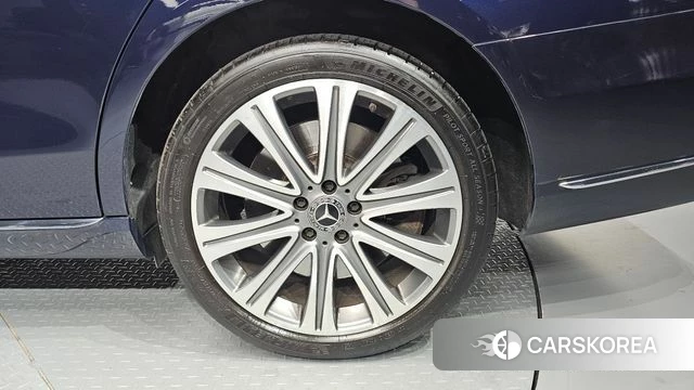 Mercedes-Benz E-Class W213 id 4568816 из Кореи 13