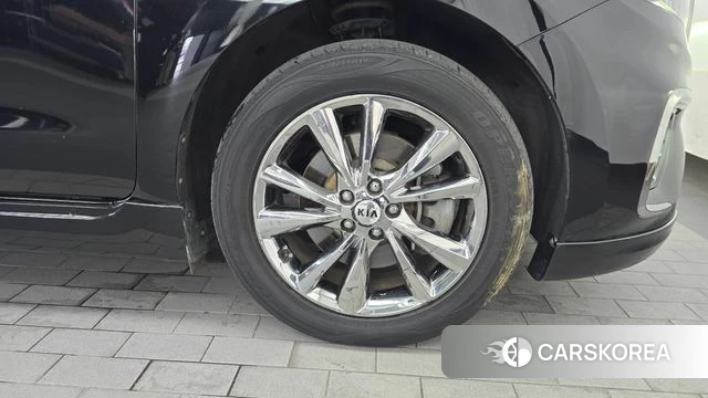 Kia The New Carnival id 4543227 из Кореи 13