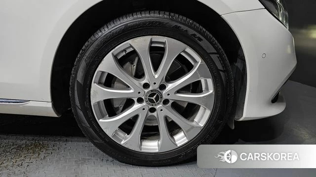 Mercedes-Benz E-Class W213 id 4574089 из Кореи 13