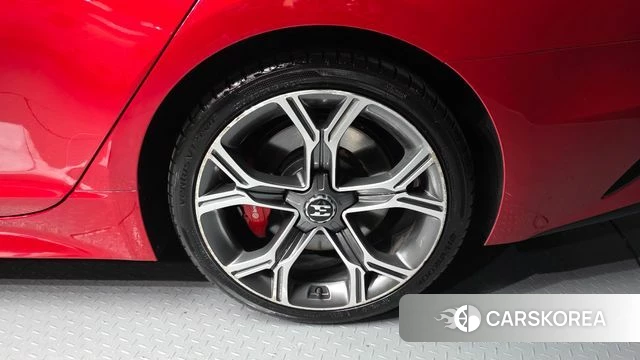 Kia Stinger id 4318380 из Кореи 13