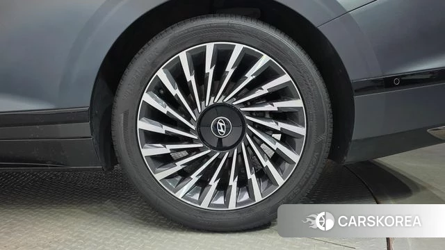 Hyundai Grandeur Hybrid (GN7) id 4744495 из Кореи 13