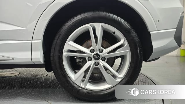 Audi Q3 (F3) id 4249239 из Кореи 13