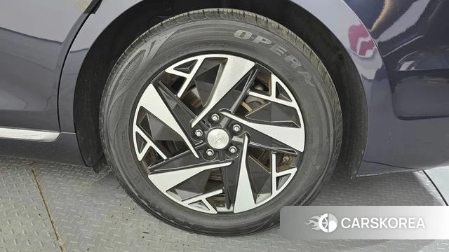 Hyundai The New Grandeur IG Hybrid id 4396962 из Кореи 13