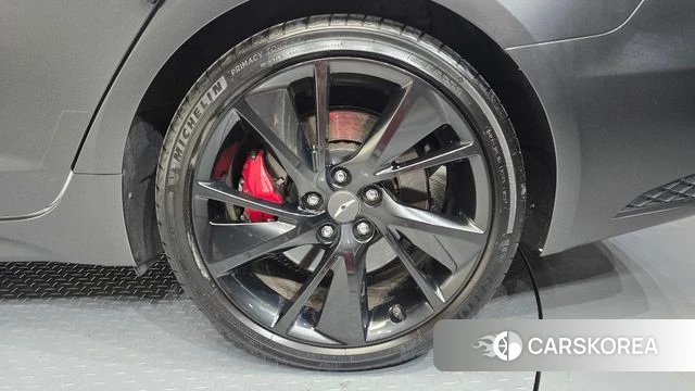 Genesis The New G70 id 4186553 из Кореи 13