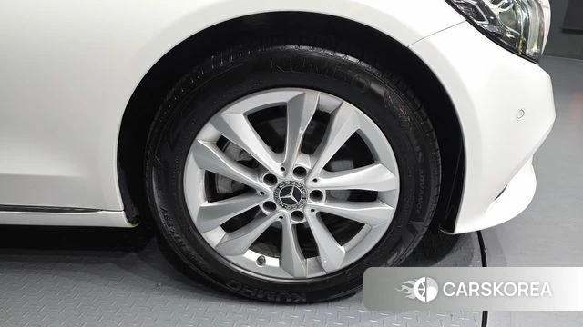 Mercedes-Benz C-Class W205 id 4384732 из Кореи 13