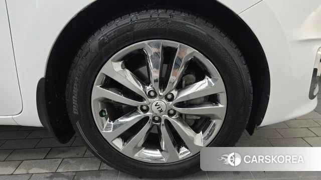 Kia All New Carnival id 4663085 из Кореи 13