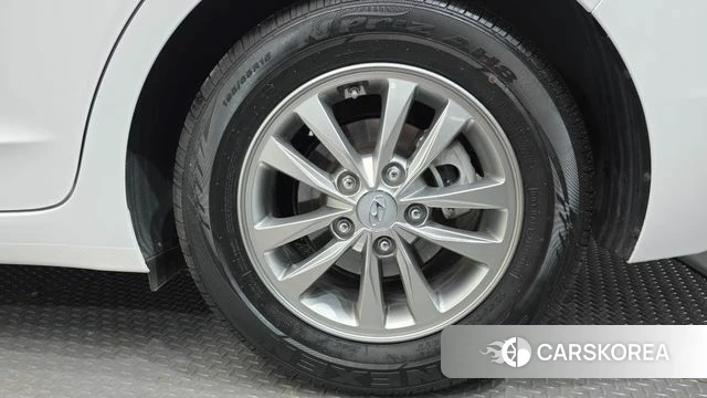 Hyundai The New Avante AD id 4232715 из Кореи 13