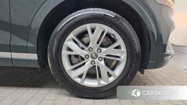 Genesis GV70 id 4835727 из Кореи 13