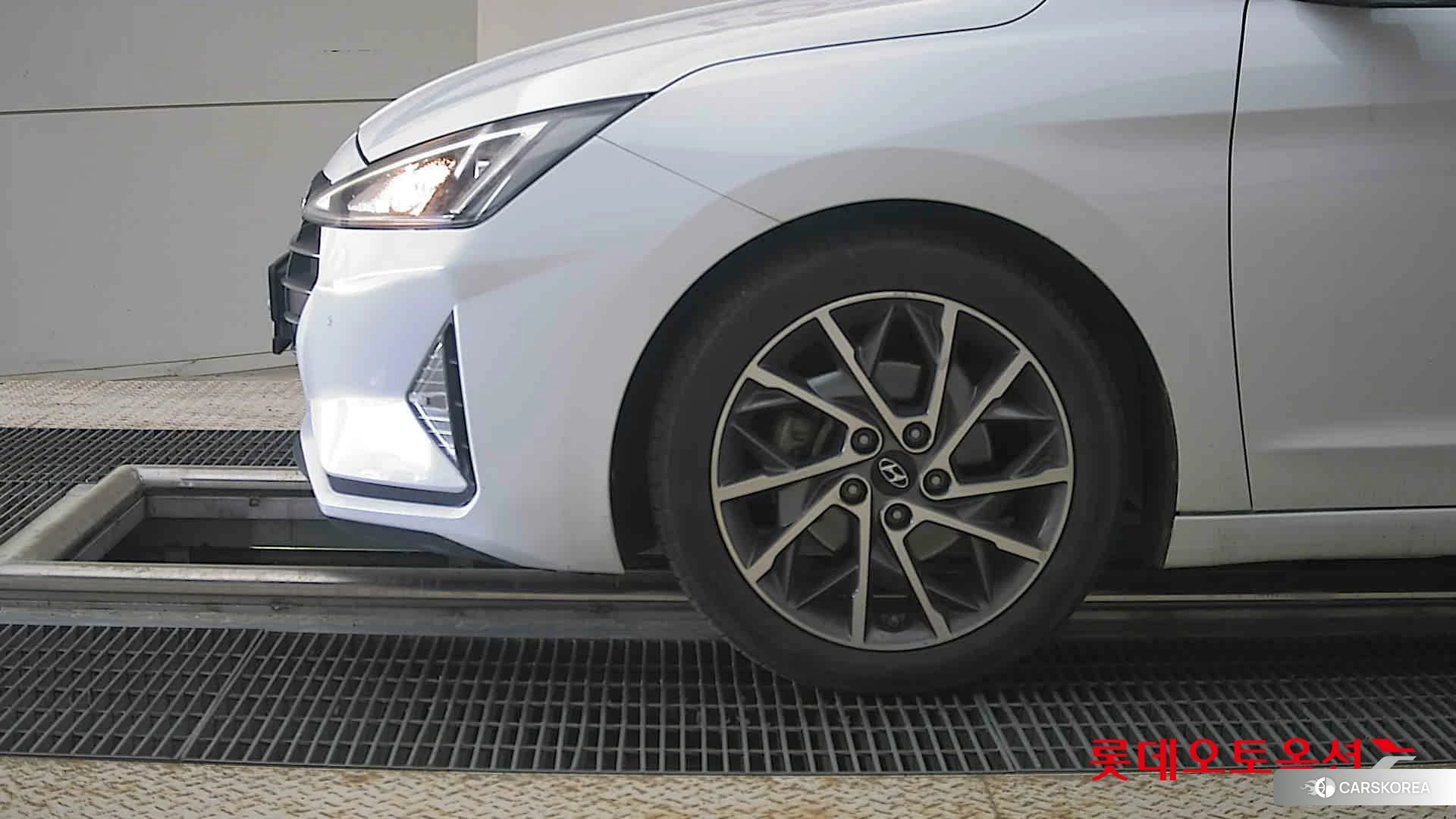 Hyundai Avante id 4289404 из Кореи 13