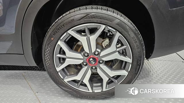 Kia Seltos id 4625185 из Кореи 13