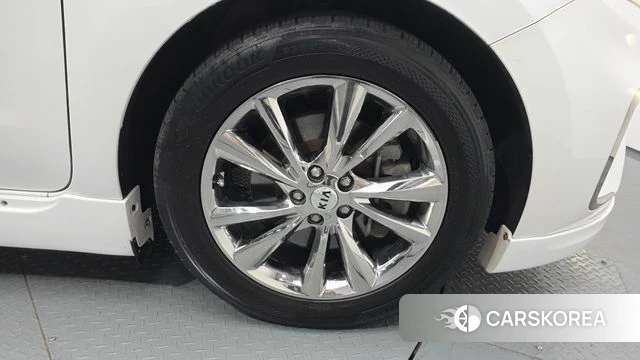 Kia The New Carnival id 4530725 из Кореи 13